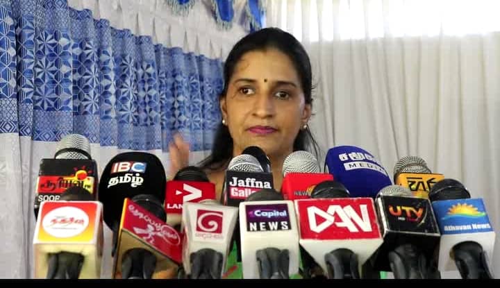 சமஸ்டி பற்றி சிங்கள மக்களிடம்   காணப்படும்  தவறான புரிதல்  களையப்பட வேண்டும். கோசலை மதன் விரிவுரையாளர்
