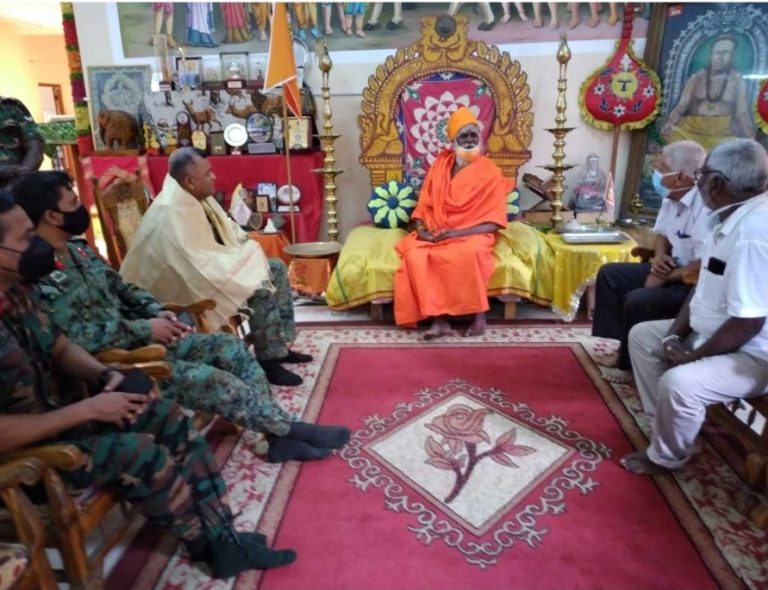 யாழில் இடம்பெறும்  விக்கிரகங்கள் திருட்டுக்களை  நிறுத்த உதவுமாறு  யாழ்.மாவட்ட  தளபதியிடம்   நல்லை ஆதீன குரு முதல்வர் கோரிக்கை