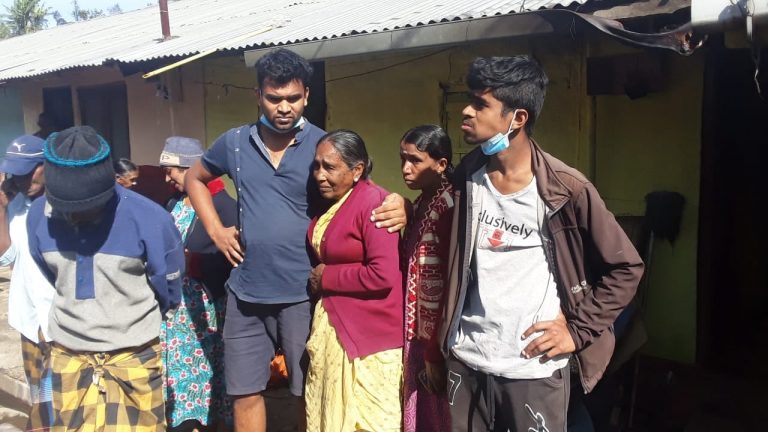 டயகம லயன் குடியிருப்பில் தீ விபத்து, ஒரு வீடு முற்றாக எரிந்து நாசம்!