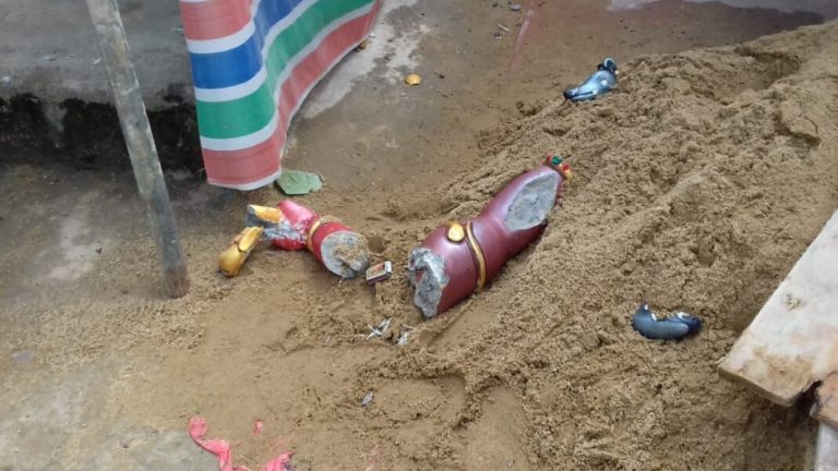 கோயில் சிலைகள் உடைக்கப்பட்டதால் அக்கரபத்தனை நகரில் பதற்றம்!