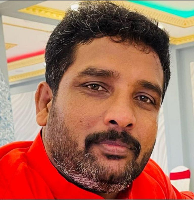 கலாச்சார மண்டபத்தில் மத்திய அரசிற்கு இடமளிக்க மணிவண்ணன் முற்படுவது ஒட்டகத்திற்கு இடமளிப்பதற்கு ஒப்பானது.
