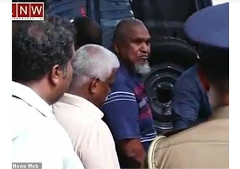 ஞாயிறு தாக்குதல் – தற்கொலை குண்டுதாரியின் தந்தை மீது வழக்கு