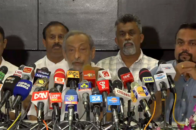 பதவி விலகாமல் அடம்பிடிக்கும் வாசு