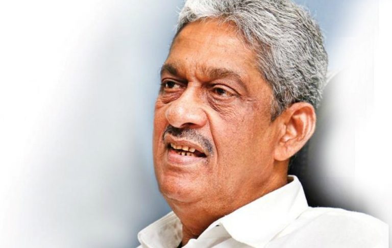 பொன்சேகா இரவில் டயானா கமகேவை சந்தித்து என்ன செய்கிறார்?