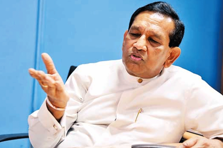 ராஜிதவுக்கு எதிராக ஒழுக்காற்று நடவடிக்கை ; ஐ.ம.ச. தீர்மானம்!