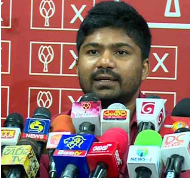 ரணிலின் பெயர் வரலாற்றில் பொன் எழுத்துக்களால் பொறிக்கப்பட வேண்டும்