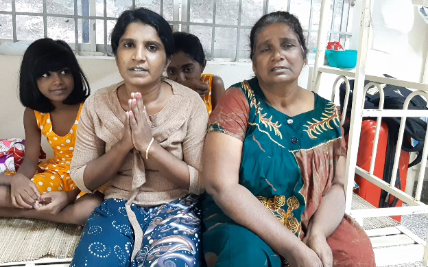 இலங்கைக்கு திருப்பி அனுப்பினால் உயிரை மாய்த்துக் கொள்வோம் – மிரட்டும் தமிழர்கள் – சிறப்பு வீடியோ இணைப்பு