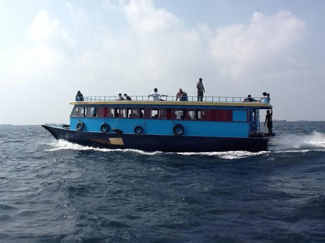 25 இந்திய மீனவர்கள் கைது