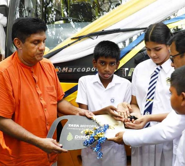 பாடசாலைகளுக்கு பஸ் எவ்வளவு முக்கியம் என்பதை தெரியாமல் விமர்சனம் செய்வோரின் கவனத்திற்கு..