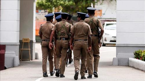 பாடசாலைகளுக்கு அருகே பொலிஸார் நடத்திய சோதனையில் போதைப்பொருளுடன் 47 பேர் கைது!