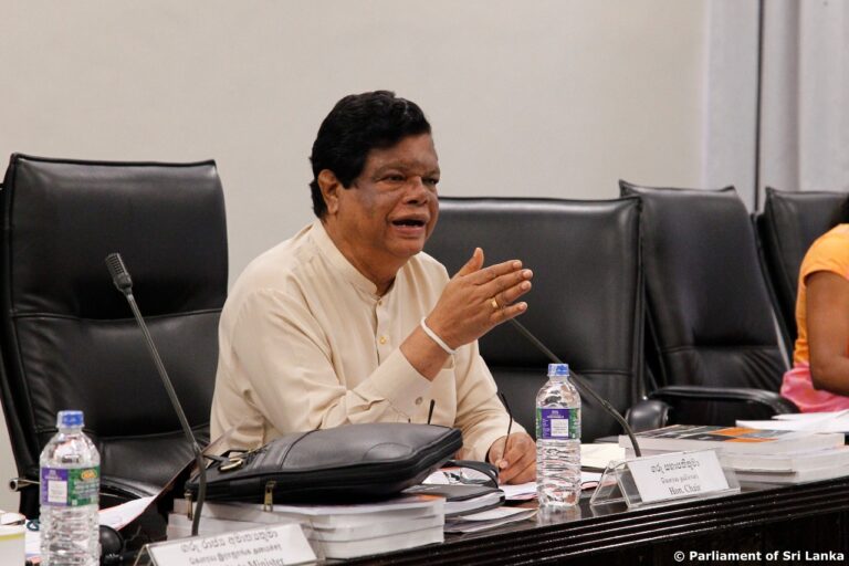 புகையிரதப் பயணங்கள் இரத்துச் செய்யப்படவில்லை ; அமைச்சர் பந்துல குணவர்தன விளக்கம்!