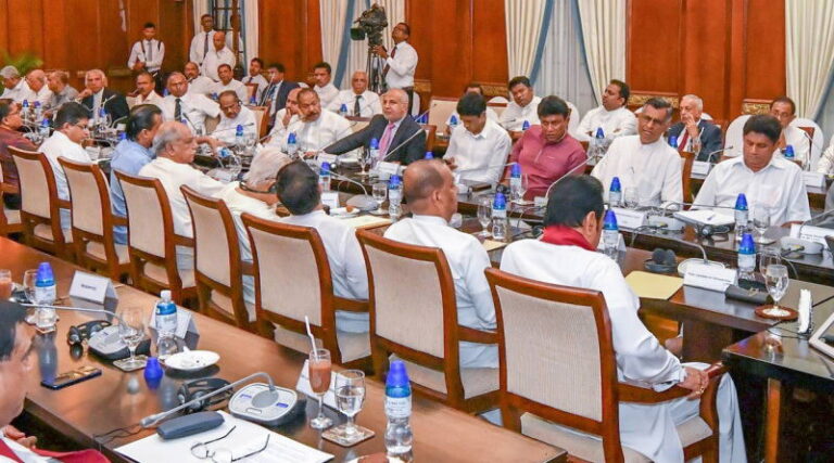 ஜனாதிபதி தலைமையில் நாளை சர்வகட்சிக் கூட்டம்