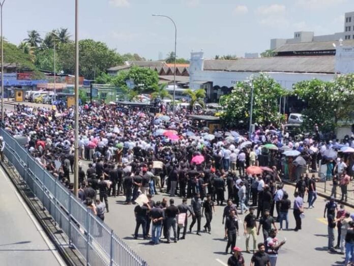 332717112_587068573022319_2321899060113981990_n