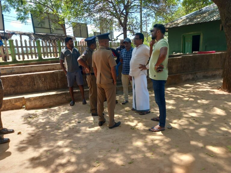 இரவோடு இரவாக இராணுவம் வைத்த புத்தர் சிலை பட்டப்பகலில் அகற்றம்!