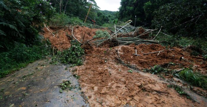Mudslide_in_Brazil_ndoGJYV.width-1200