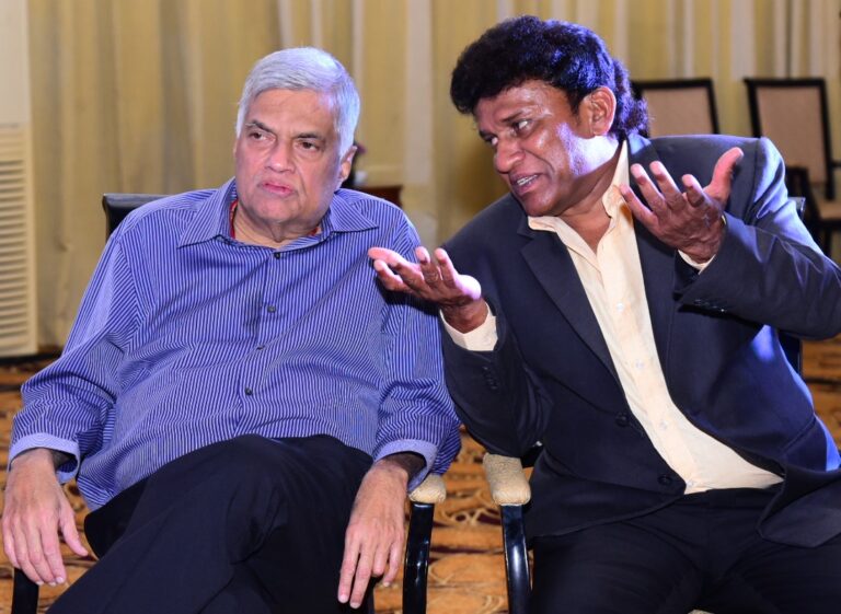 “வோக் யுவர் டோக், மிஸ்டர் பிரசிடன்ட்,” – ரணிலுக்கு மனோ வலியுறுத்து!