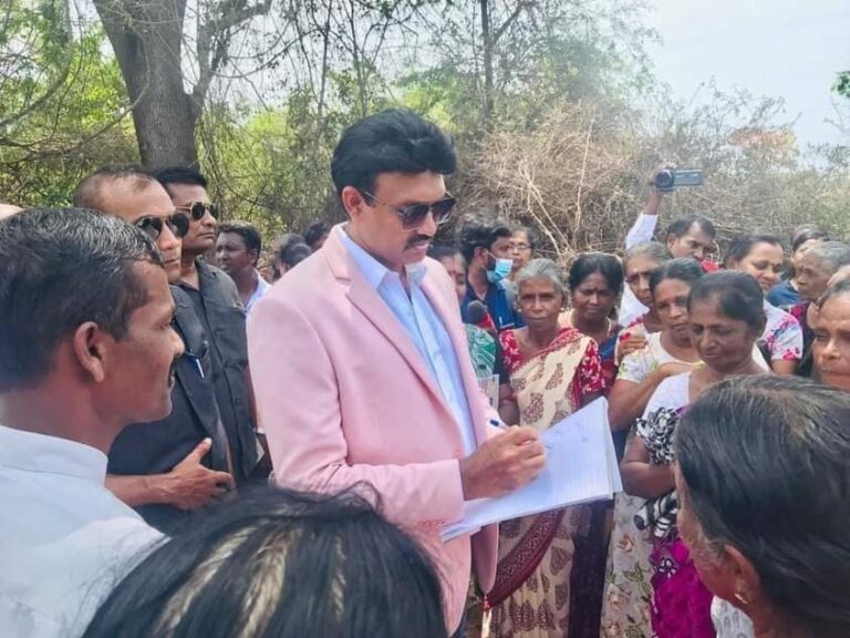 கிழக்கு ஆளுநரின் முயற்சியை அடுத்து அம்பாறை கனகர் கிராமத்தில்  மீள்குடியேற்றம்!