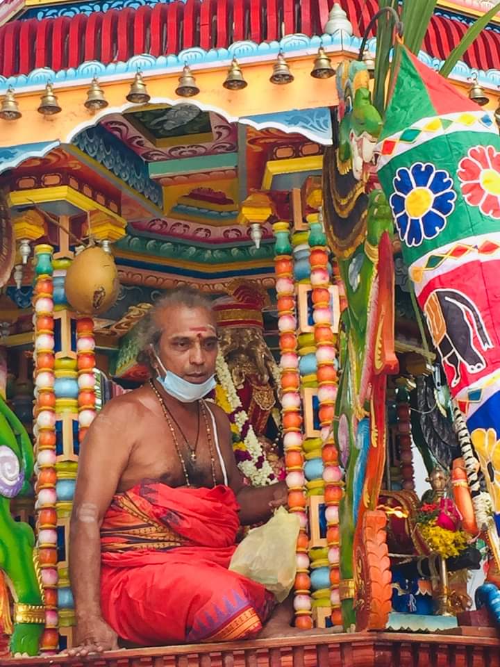 அராலி தெற்கு சிந்தாமணி விநாயகர் ஆலய வல்லவேஸ்வர குருக்களின் திருட்டுத்தனம் அம்பலம் – சாட்சியுடன் அதிர்ச்சித் தகவல் இதோ!!!
