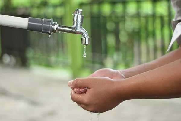 இரண்டு மாவட்டங்களுக்கு குடிநீர் வினியோகம் குறைப்பு