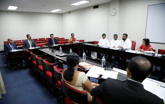 387111913_666160475659755_6750245670356321694_n