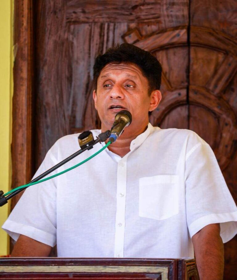 நாட்டை அழித்தவர்களிடம் ஆட்சியை மீண்டும் ஒப்படைத்து ஏமாற வேண்டாம்