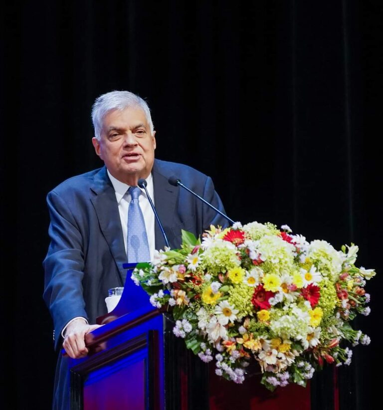 அனைவர் வாழ்விலும், இன்பமும் நலமும் உண்டாகட்டும்!