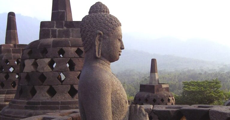 இலங்கையில் மிகப்பெரிய புத்தர் சிலையை அமைக்க சீனா உறுதி