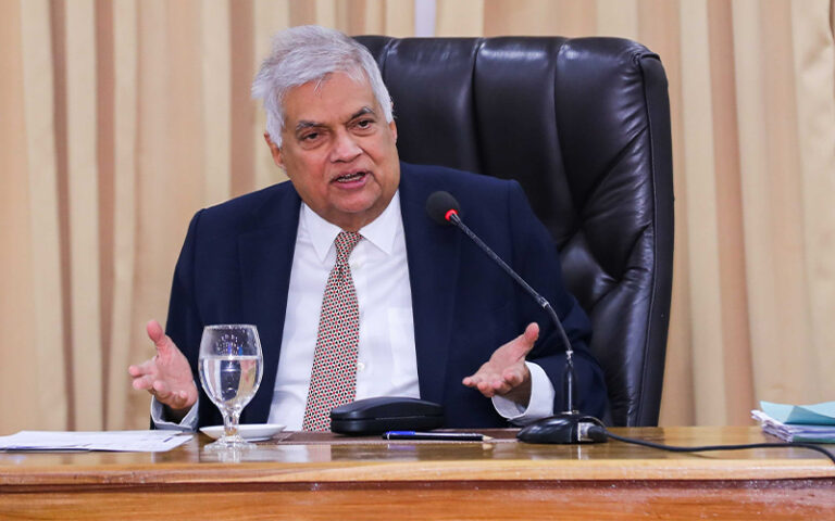 யாழ். பல்கலை கல்விசார் ஊழியர்களுடன் ஜனாதிபதி சந்திப்பு!