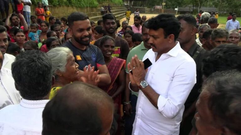 இயற்கை அனர்த்தம் காரணமாக பாதிக்கப்பட்ட பதுளை மக்களை சந்தித்த இதொகா தலைவர்