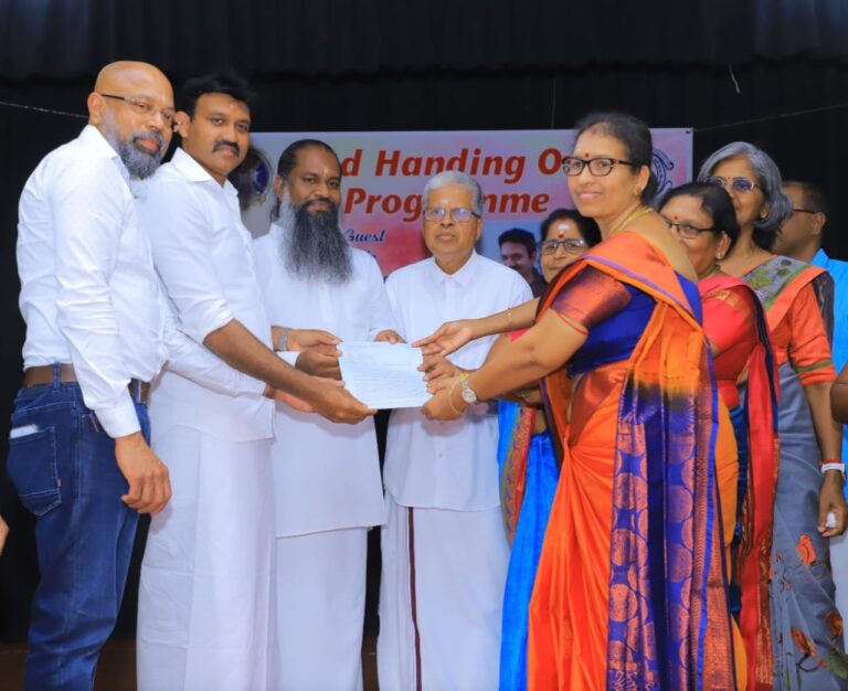 திருமலை ஸ்ரீ சண்முகா இந்து மகளிர் கல்லூரியின் பத்து வருட  காணி பிரச்சினைக்கு ஆளுநர் தலையீட்டால் தீர்வு