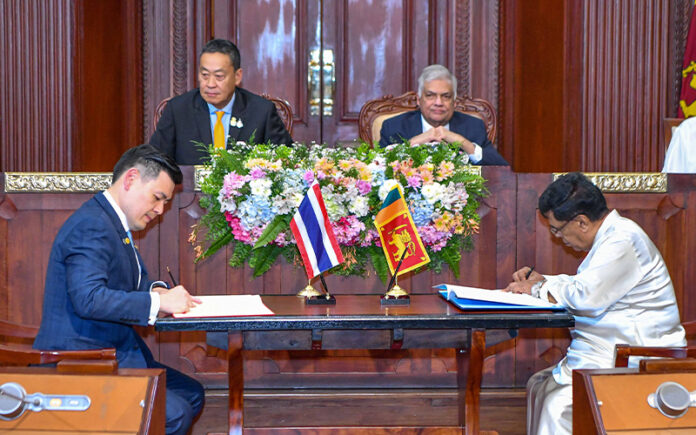 Free-Trade-Agreement-09