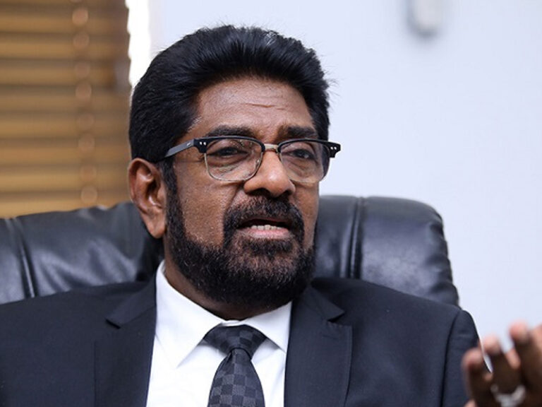 கெஹலிய மீது கொலை குற்ற வழக்கு