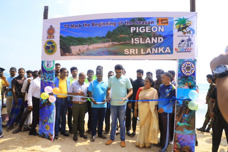 சுற்றுலாப் பயணிகளுக்காக கிழக்கு ஆளுநரால் புறா மலை திறந்து வைப்பு!