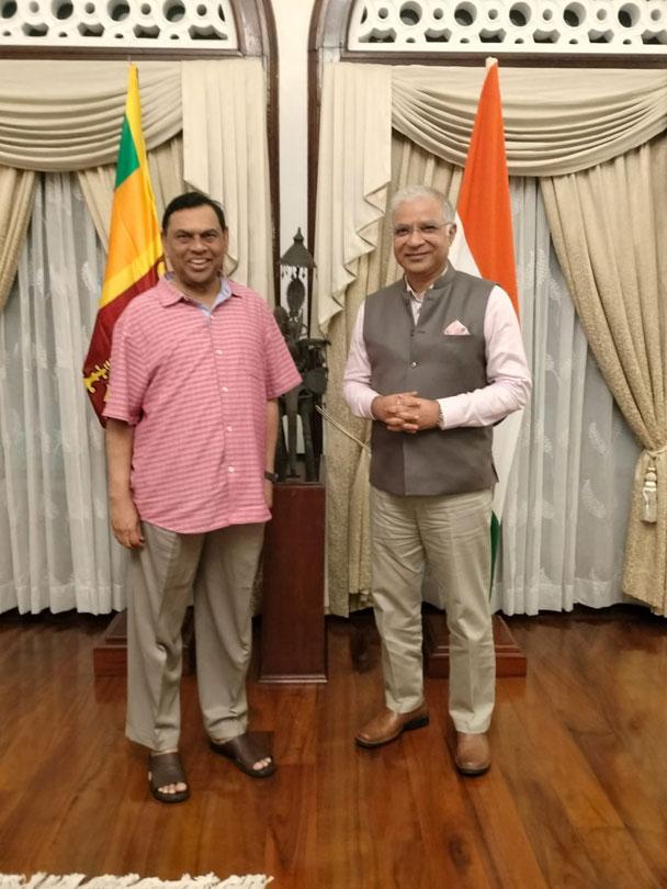 சந்தோஷ் ஜா – பசில் இடையே சந்திப்பு