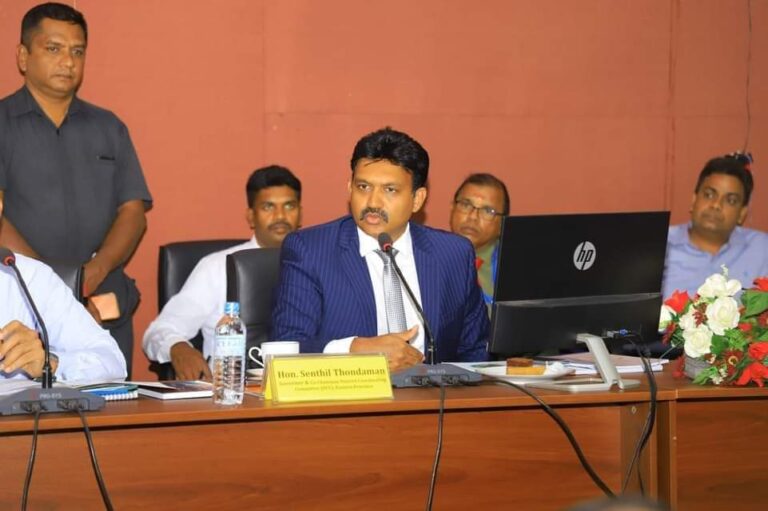 திருகோணமலை மாவட்ட நிலுவை பிரச்சினைகளுக்கு ஆளுநர் தீர்வு