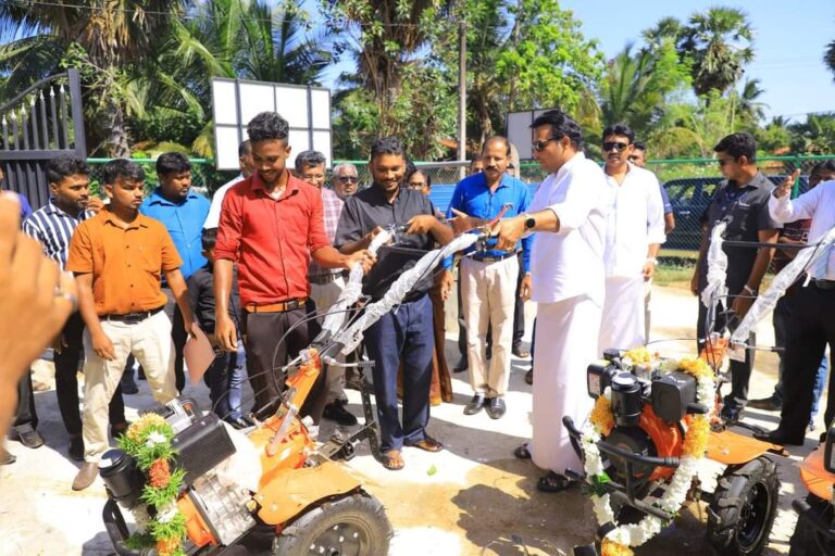 ஏறாவூர்பற்றில் மாதுளை சேகரிப்பு  பதப்படுத்தும்  நிலையம் ஆளுநரால் திறந்து வைப்பு!
