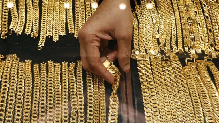 தவறான வழியில் தங்கம் கொண்டு வந்தவர்களுக்கு சிக்கல்