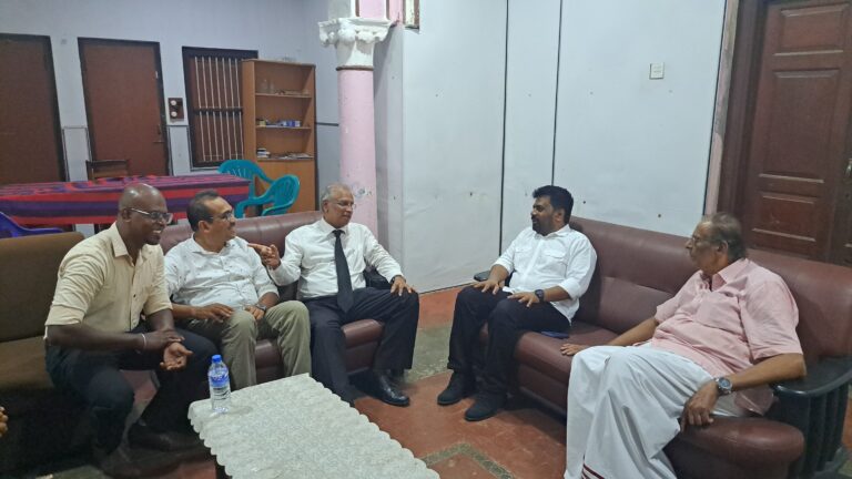 யாழில் தமிழரசுடன் அநுர அவசர சந்திப்பு – ஜனாதிபதித் தேர்தல் உட்பட சமகால அரசியல் நிலைமைகள் தொடர்பில் பேச்சு 