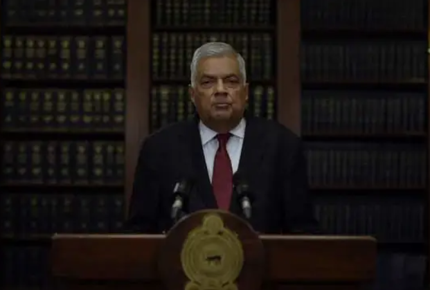 தொங்கு பாலத்திலிருந்து இலங்கைத் தாய்நாட்டை பாதுகாப்பாக அழைத்து வந்தேன் : ரணில்!