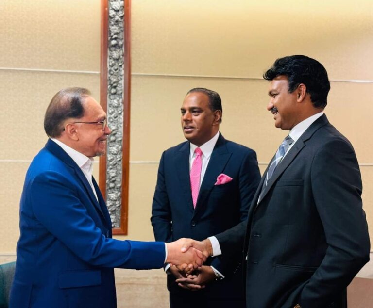 மலேசியாவில் முருகனை வழிபட்டு பின் பிரதமரை சந்தித்த ஆளுநர் செந்தில்!