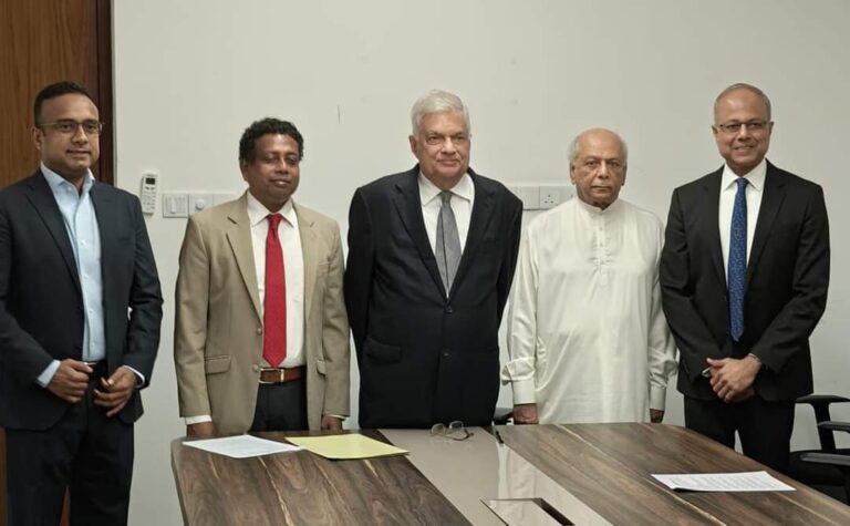 வேலு குமார் பல்டி!