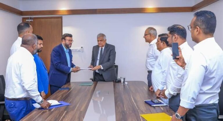 தொடரும் பல்டி..