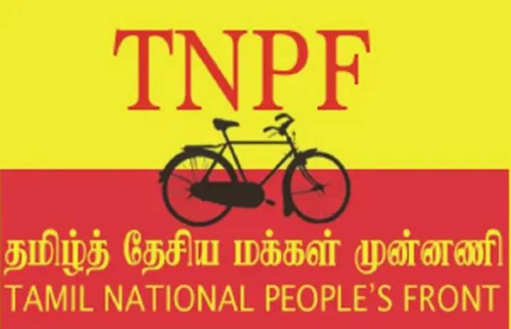 தமிழ்த் தேசிய மக்கள் முன்னணியின் துண்டுப்பிரசுர வழங்களுக்கு பொலிஸார் எதிர்ப்பு