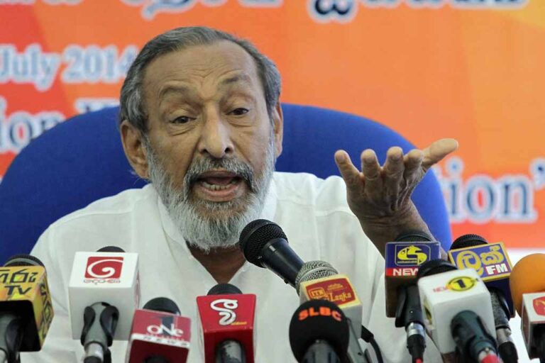 முடிவை அறிவித்தார் வாசு