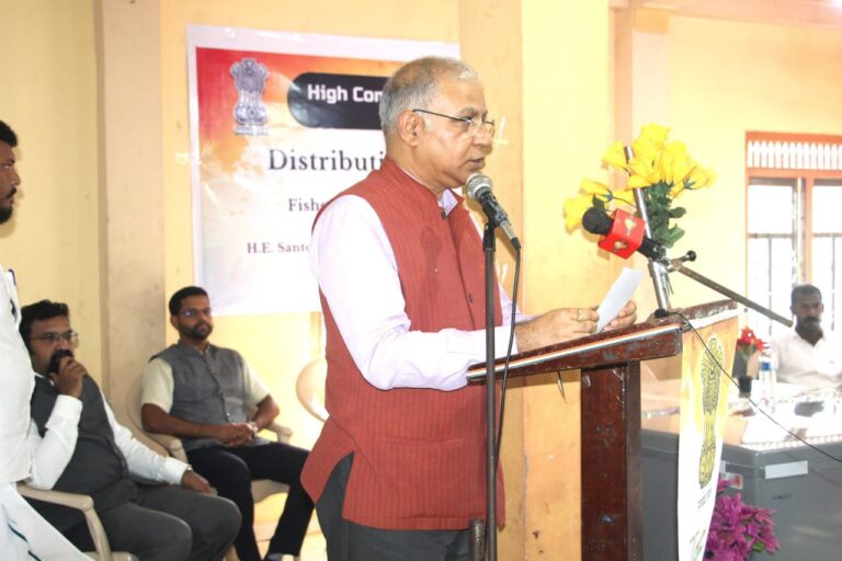 இலங்கையின் மீன்பிடித்துறையின் அபிவிருக்கு இந்தியாவின் உதவி தொடரும் – உயர்ஸ்தானிகர் சந்தோஷ் ஜா உறுதி