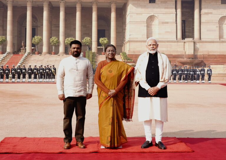 யாழ் – கிழக்கு பல்கலை மாணவர்களுக்கு மாதாந்த புலமைப்பரிசில்கள்!