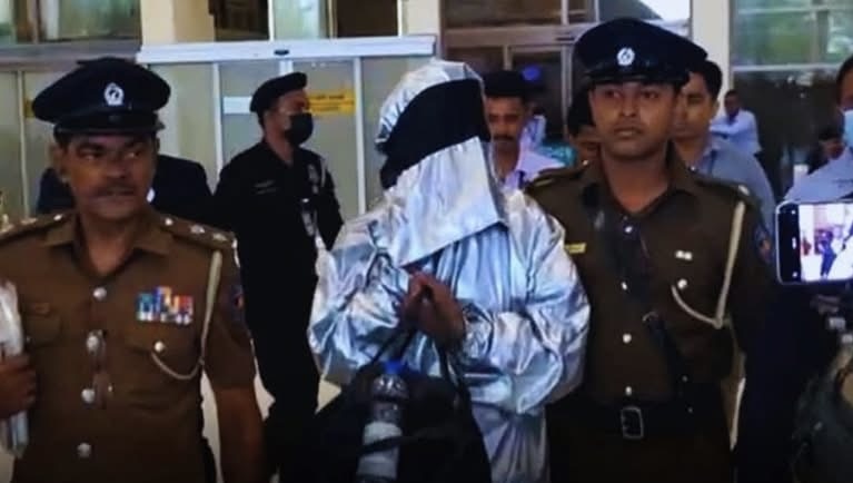 லோக்கு பெட்டி இலங்கைக்கு அழைத்து வரப்பட்டார்