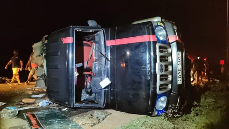 ஓமந்தை விபத்தில் ஒரே குடும்பத்தை சேர்ந்த இருவர் பலி