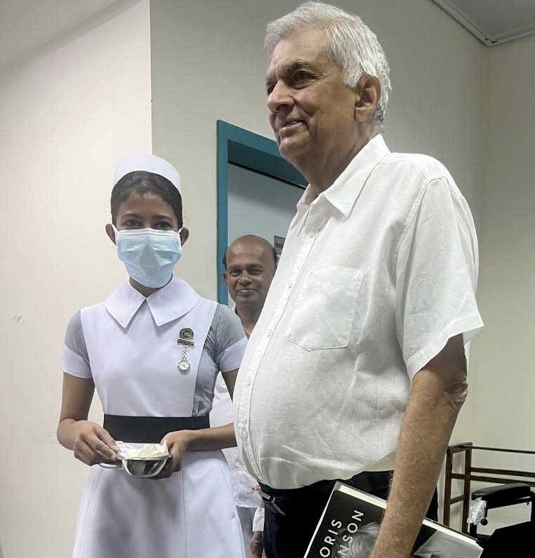 சிகிச்சை முடிந்து வெளியேறிய ரணில்