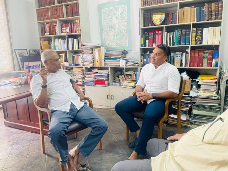 நாமல் – சுமந்திரன் இடையில் சந்திப்பு